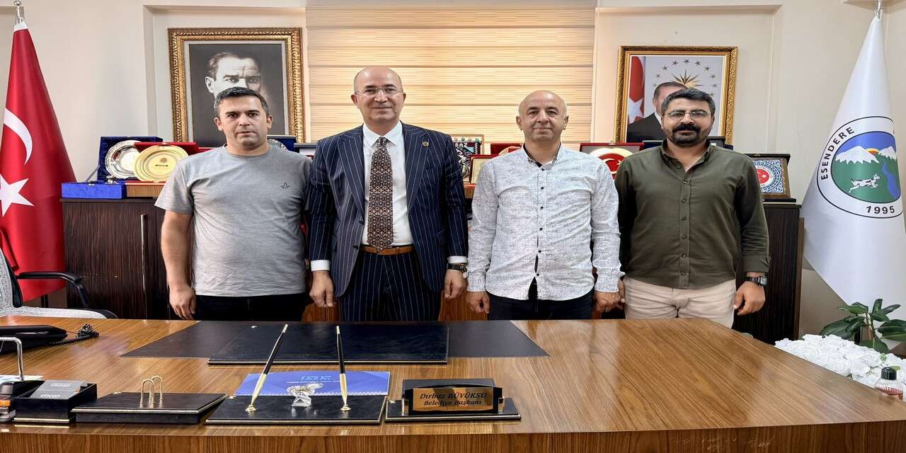 Esendere'de Eğitime Emek Veren Müdüre teşekkür