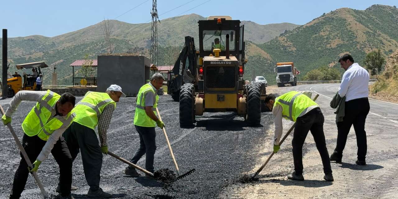 Şemdinli Şapatan'da asfalt çalışması tamamlandı