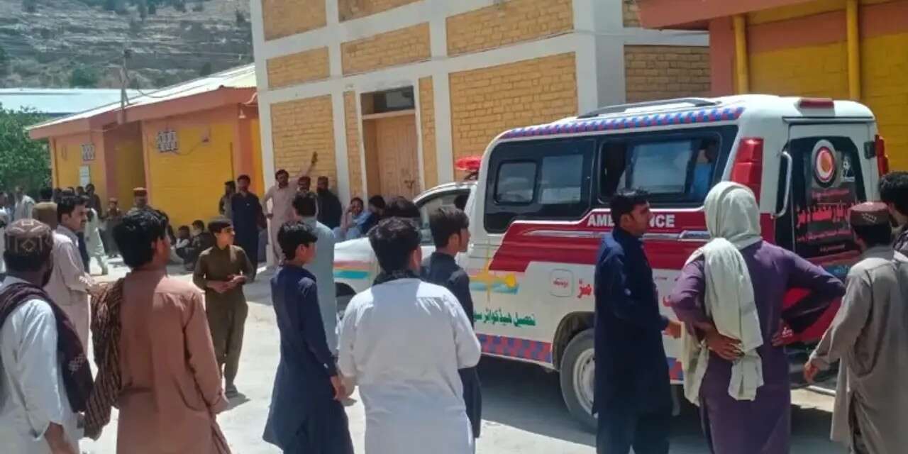 Pakistan'da Kanlı Saldırılar: Can Kaybı 42'ye Yükseldi