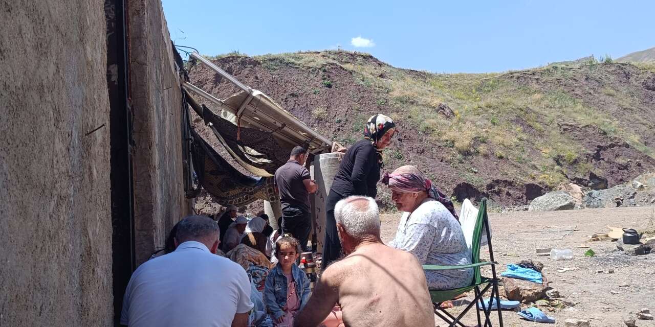 Hakkari'nin şifa kaynağı Zerene kaplıcası yok oluyor