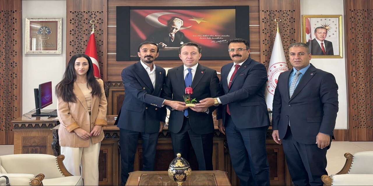 Kaymakam Hülür'e ziyaretler sürüyor