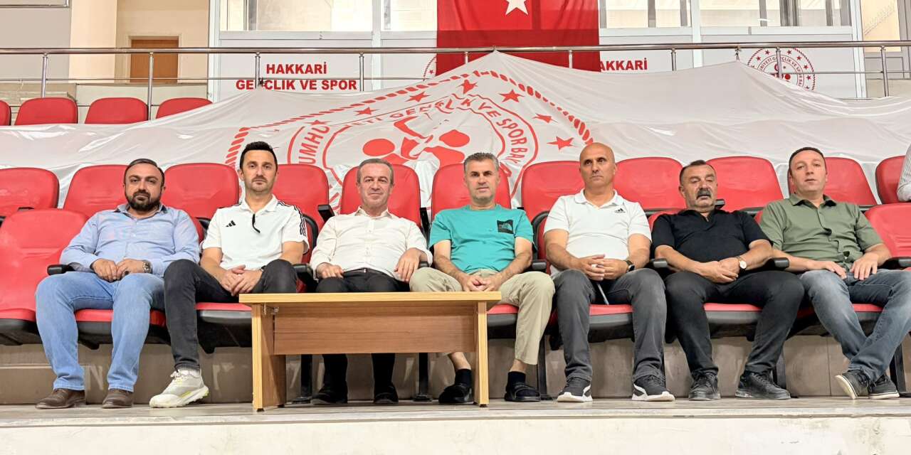 ANALİG Badminton Heyecanı Hakkari'de başladı