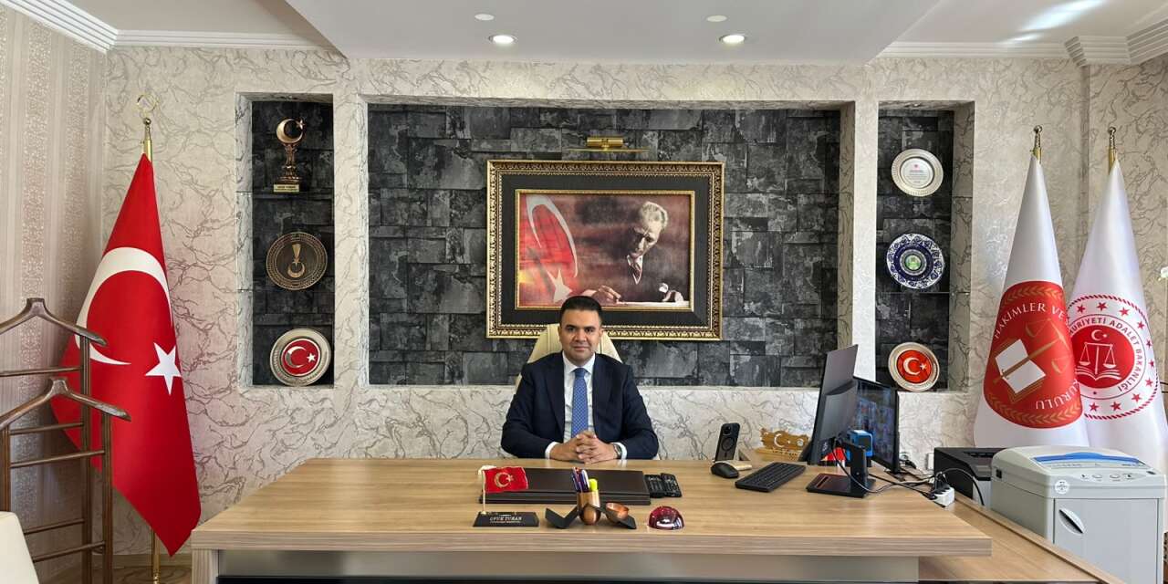 Hakkari Cumhuriyet Başsavcısı Ufuk Turan görevine başladı