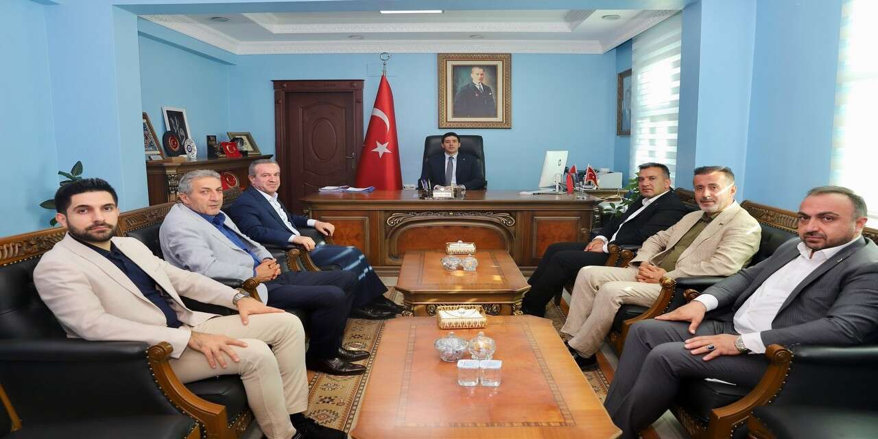 Başkan Kaya'dan Kaymakam Erdoğan'a ziyaret