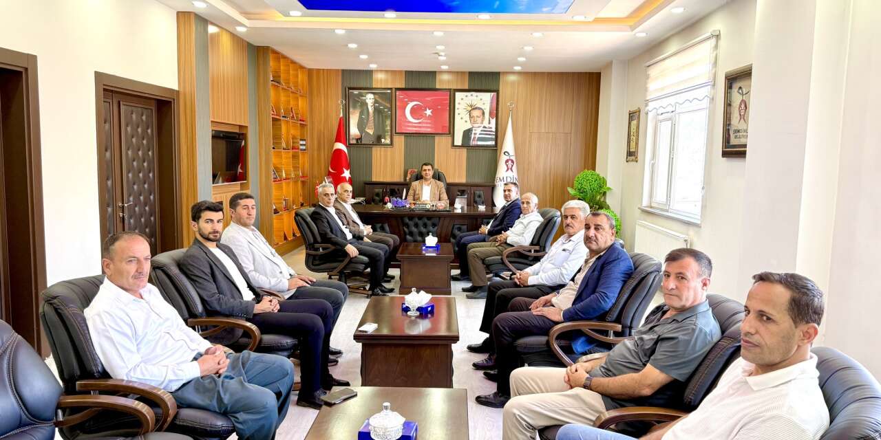 Başkan Şakar, AK Parti İlçe teşkilatını ağırladı