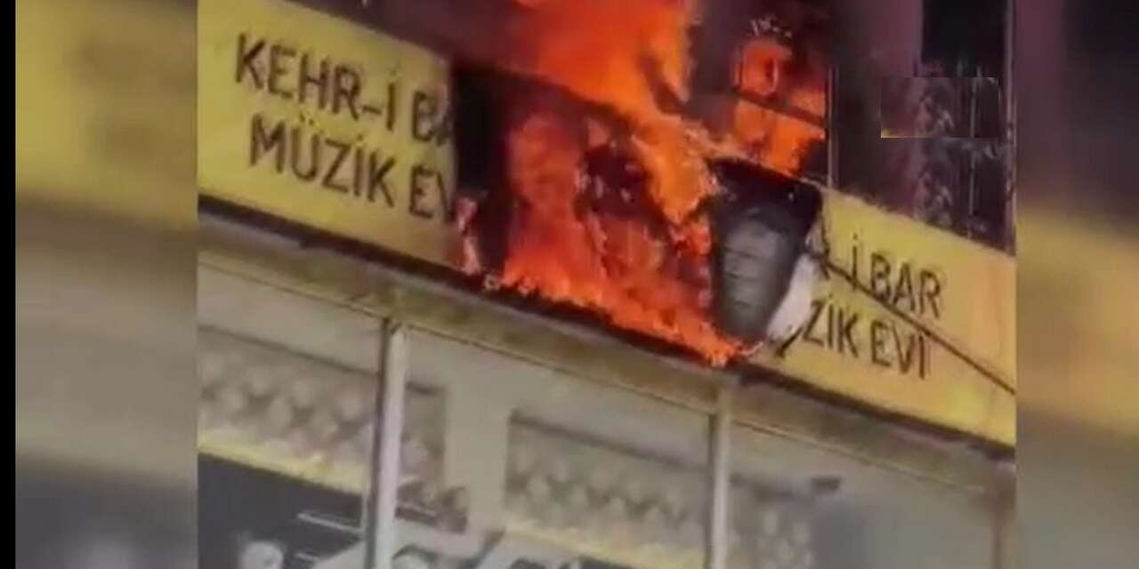 Van'da iş yerinde korkutan yangın
