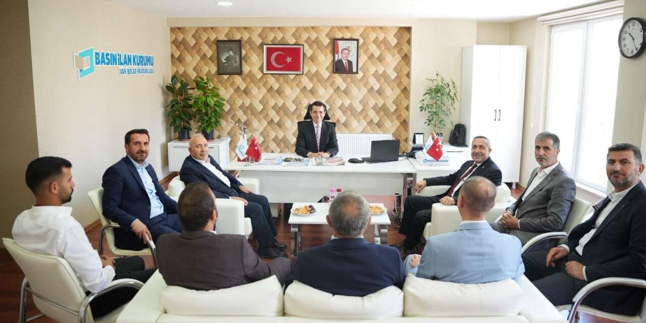 AK Parti heyetinden BİK'e ziyaret