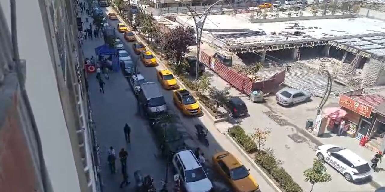 Berçelan yolu için Hakkâri'de dikkat çeken konvoy