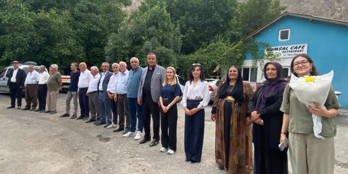 Hakkari'de Rojbin Sevil Çetin için karşılama düzenlendi