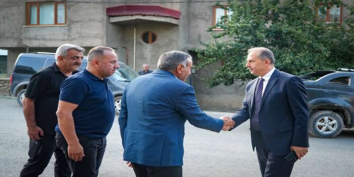 Vali Taşyapan'dan Tatlı Ailesine Taziye Ziyareti