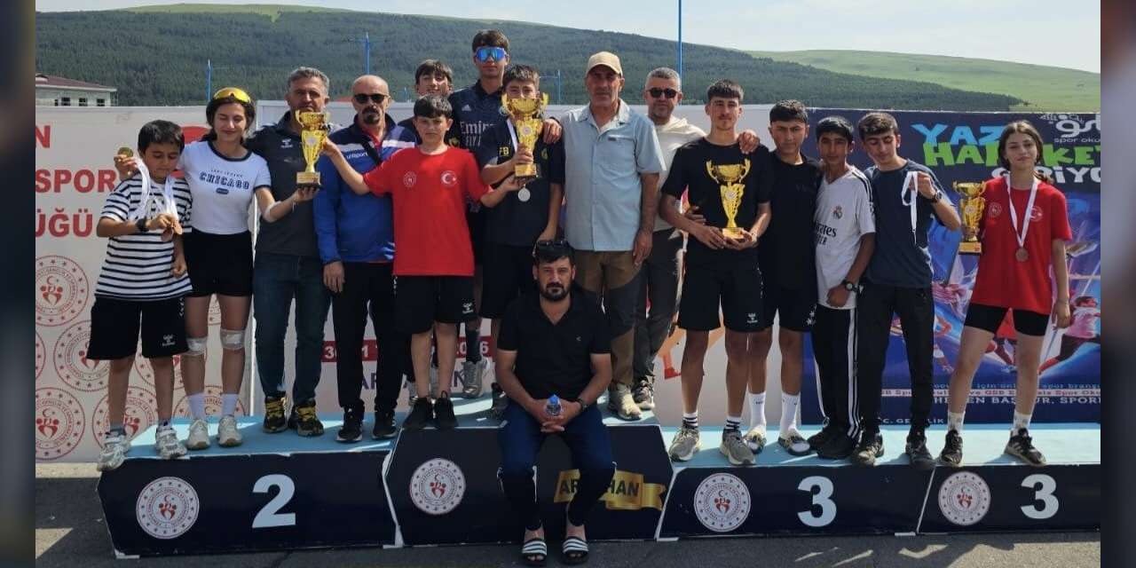 Hakkarili Kayakçıları Türkiye'yi salladı