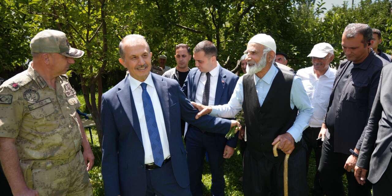 Vali Taşyapan, Kaymaklı ve Akbulut Köylerini ziyaret etti