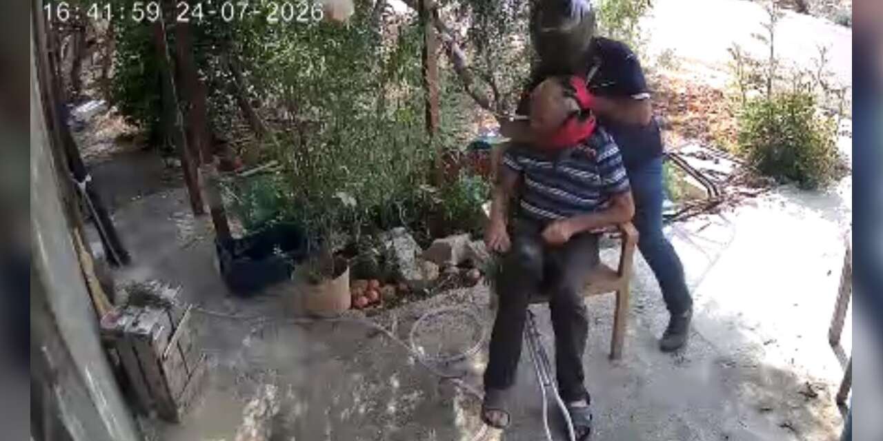 Kasklı saldırganın darp ettiği yaşlı adam öldü