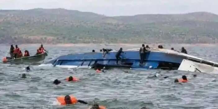 Feribot alabora oldu: 44 ölü çok sayıda kayıp!