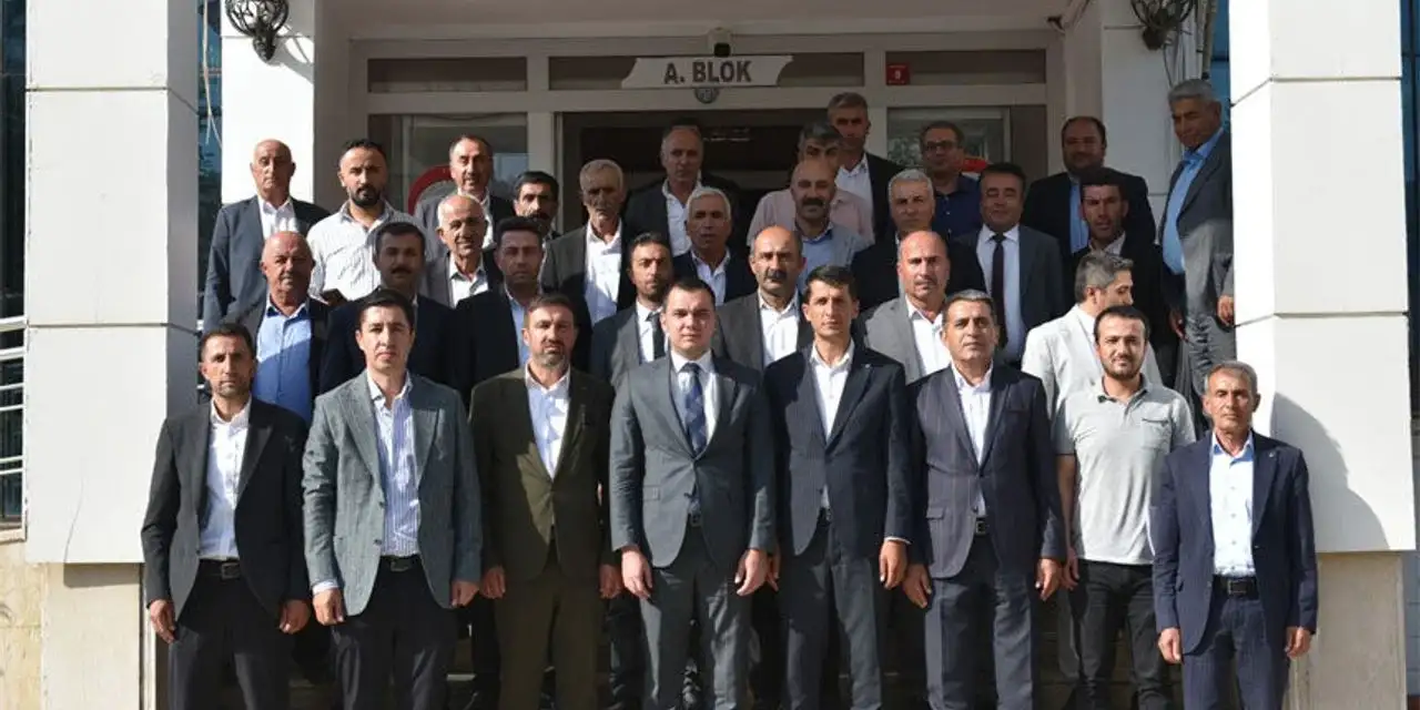 Vali Yardımcısı Zor muhtarlarla bir araya geldi