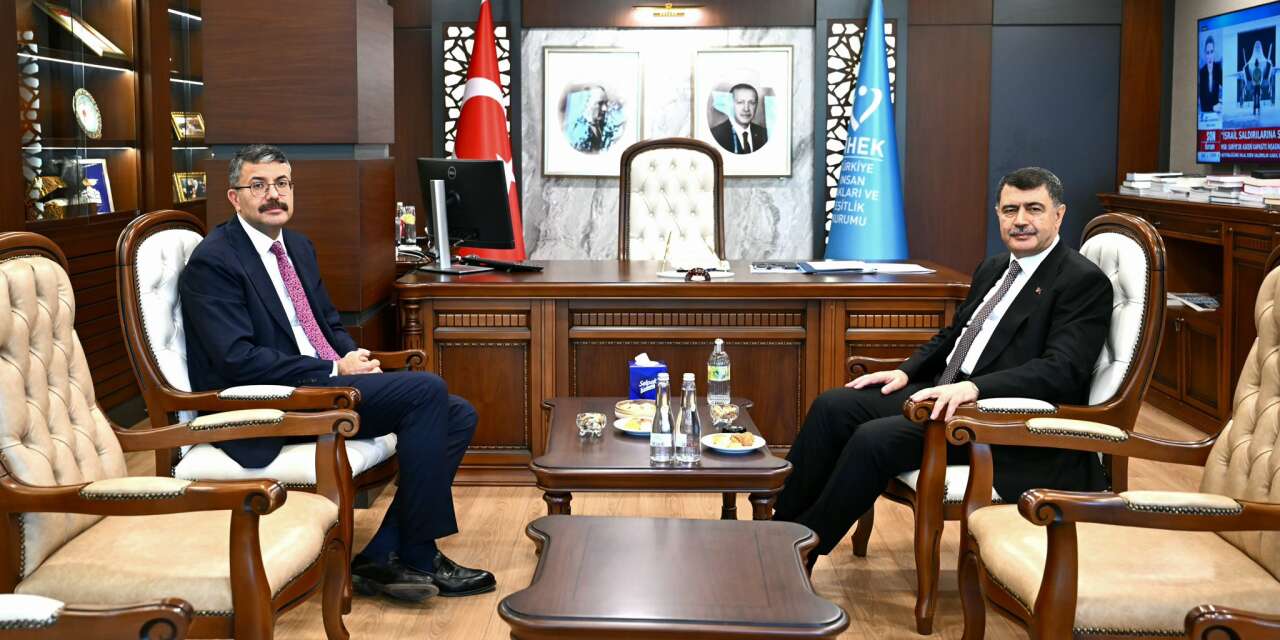 Bakan Yardımcısı Çelik’ten TİHEK Başkanı Şahin’e ziyaret