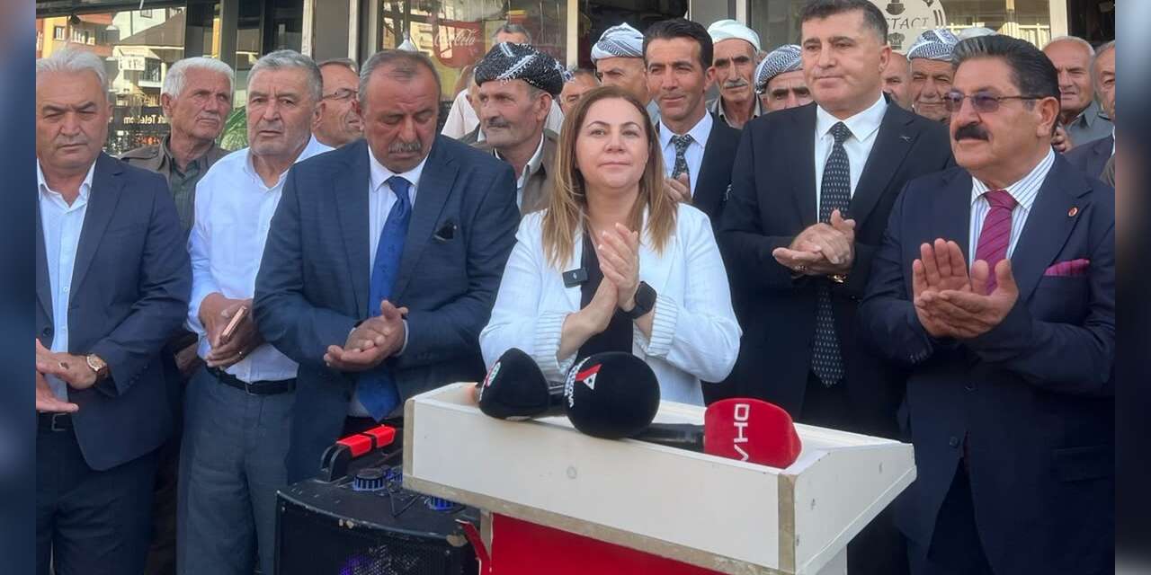 Şemdinli’de YENİ Parti İlçe Başkanlığı’nın yeni hizmet binası açıldı