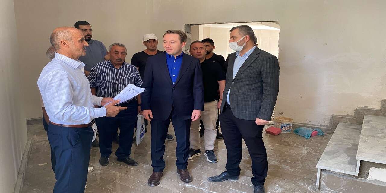 Yüksekova’da Hz. Ömer Camii’nde tadilat sürüyor