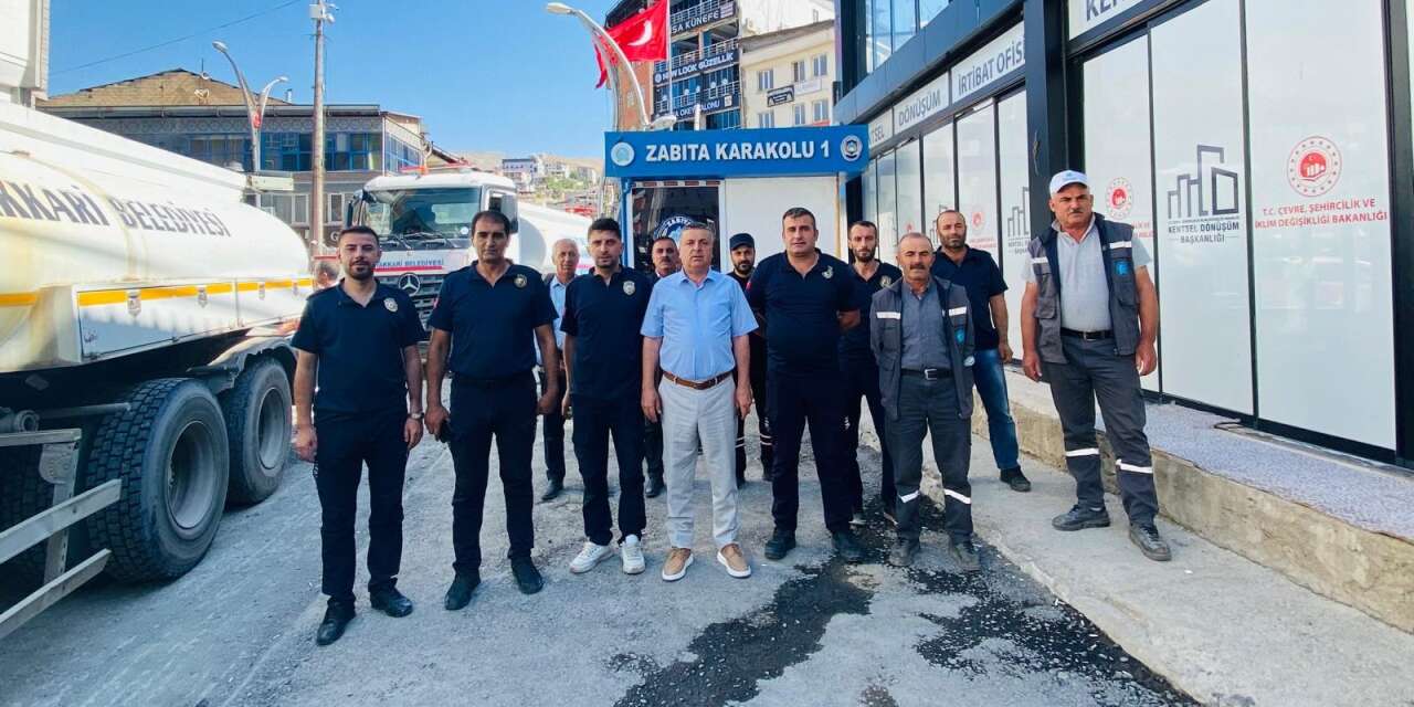 Hakkâri Belediyesi ekipleri hafta sonu da sahada