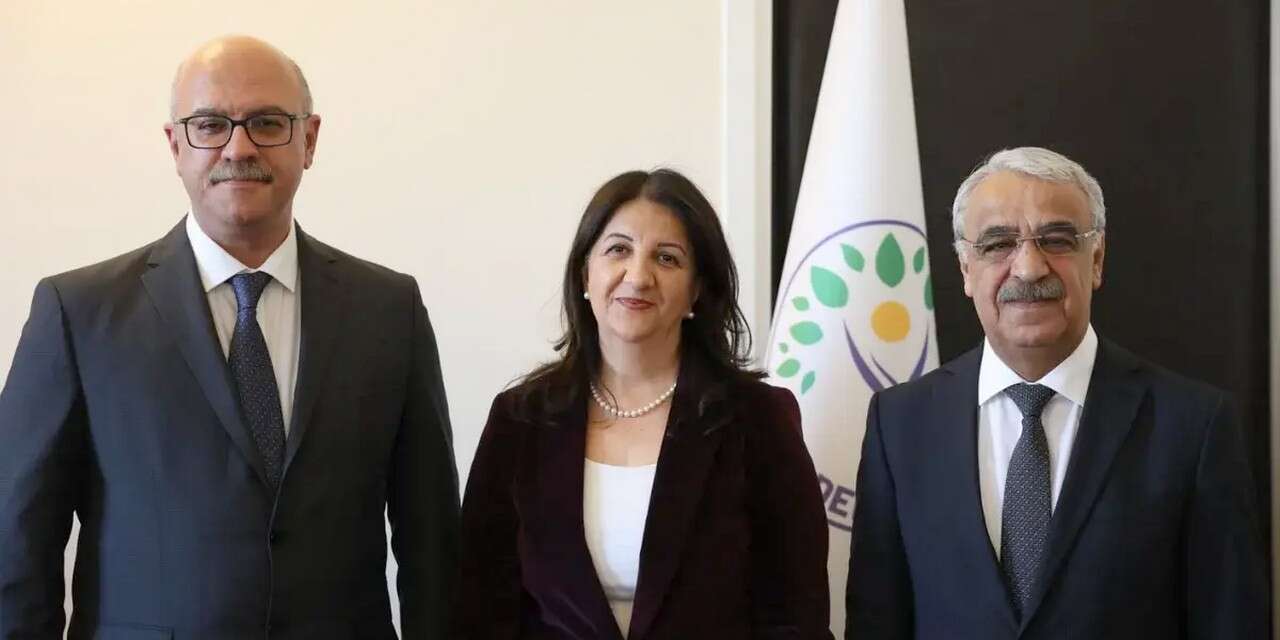 DEM Parti uyardı: Öcalan’a atfedilen belgelere itibar etmeyin