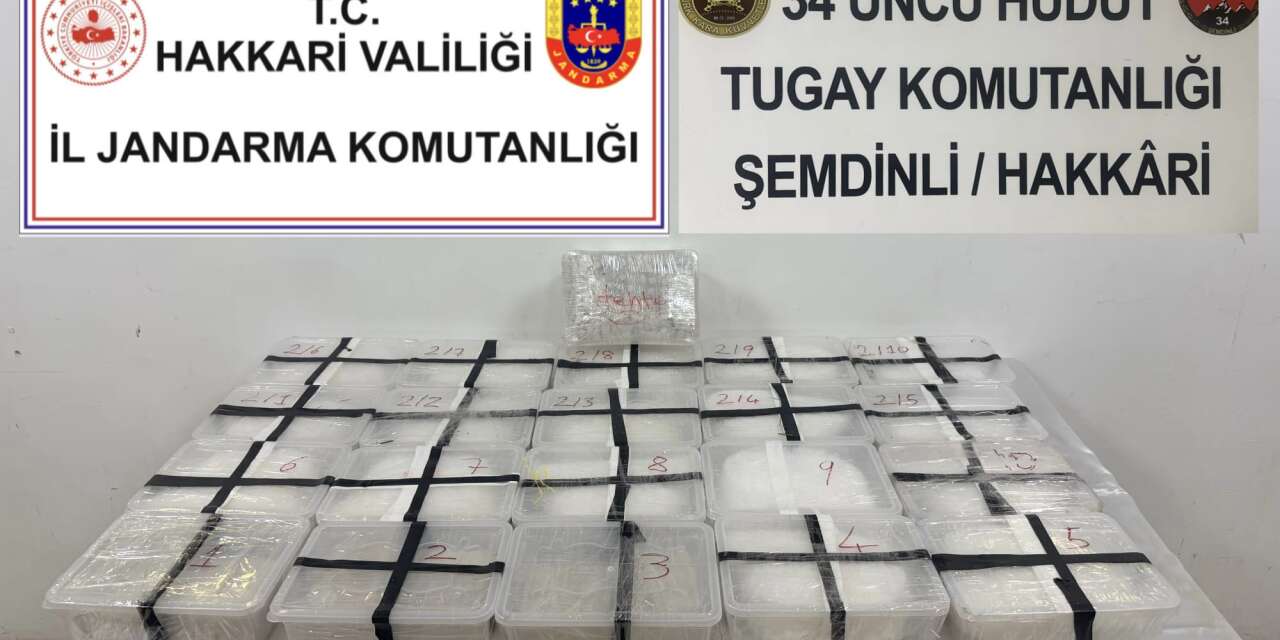 Hakkari’de 2 çuval uyuşturucu ele geçirildi