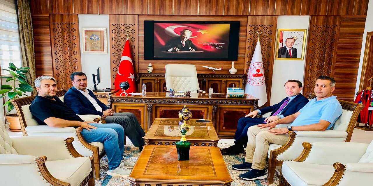 Başkan Şakar’dan Kaymakam Hülür’e ziyaret