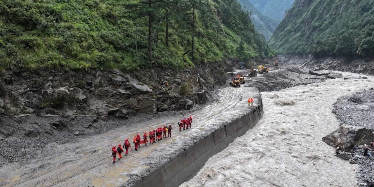 Nepal’de 470’ten Fazla Can Kaybı: Şimdi de baraj çöktü
