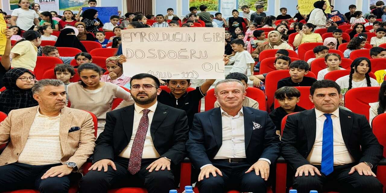 Başkan Kaya’dan TÜGVA Yaz Okulu’na övgü