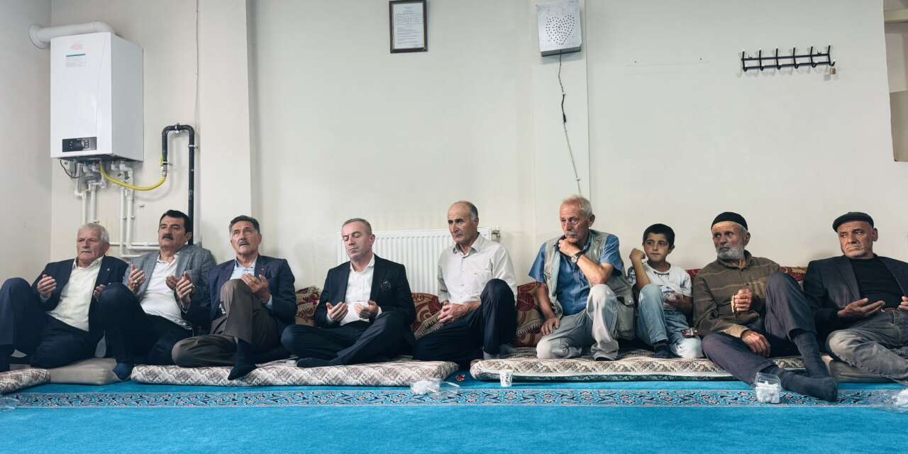 Başkan Kaya'dan Tekçe, Derin ve Duran ailelerine taziye ziyareti