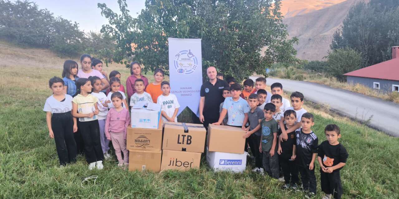 Uzak Köyler Engel Değil: Çocuklara Ayakkabı Desteği