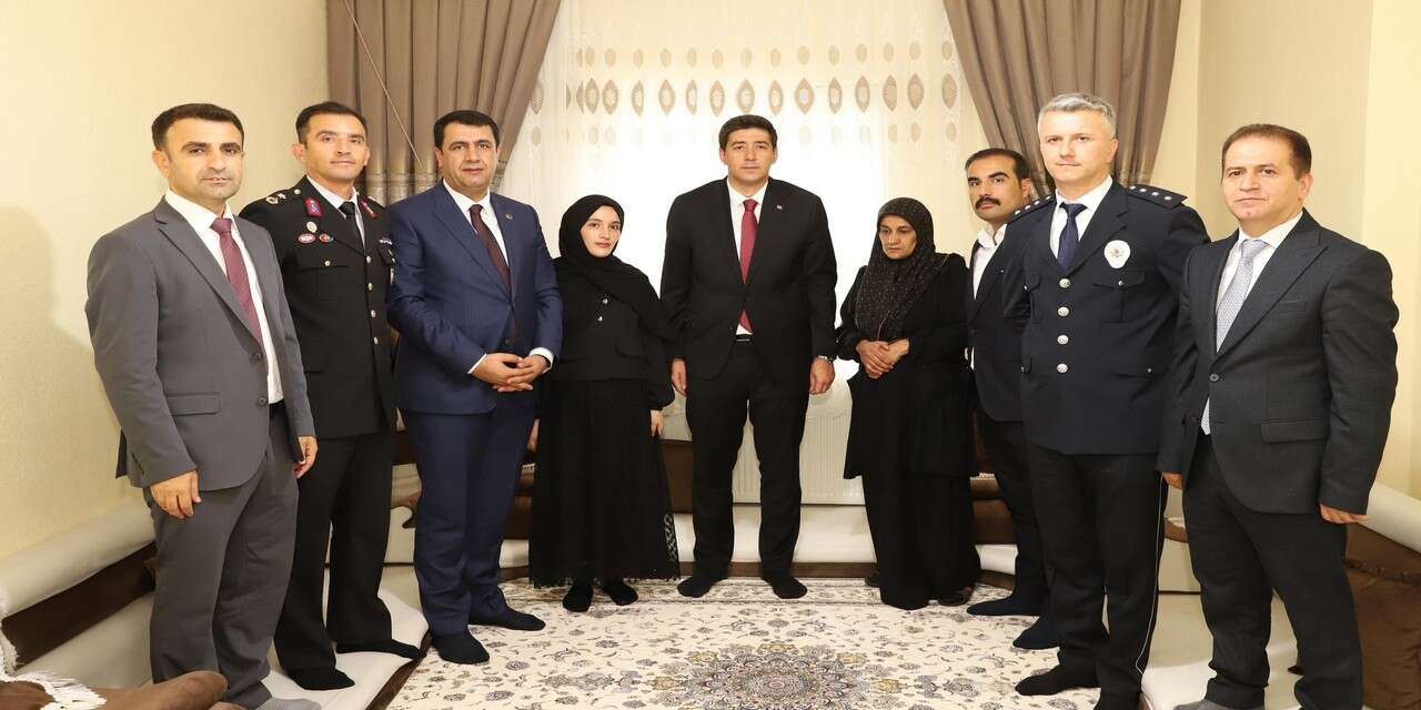 Kaymakam ve başkanlardan şehit ve gazi ailesine ziyaret