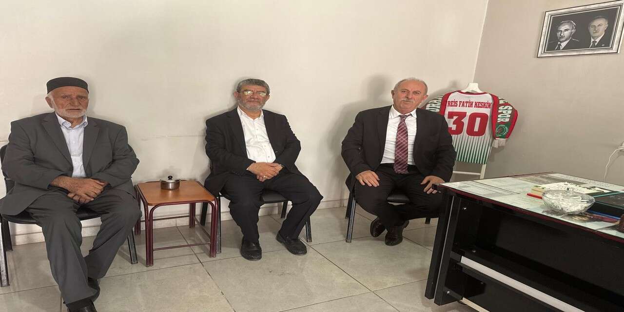 Hakkari’nin Unutulmaz Müftülerinden Geylani’den anlamlı ziyaret