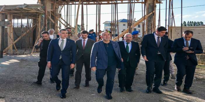 Cüneyt Zor ve İsrafil Kışla’dan Yüksekova’da önemli ziyaret