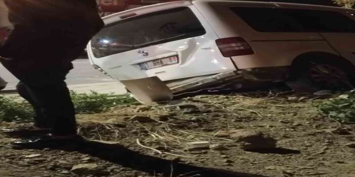 Düziçi’nde iki araç çarpıştı: 3 yaralı