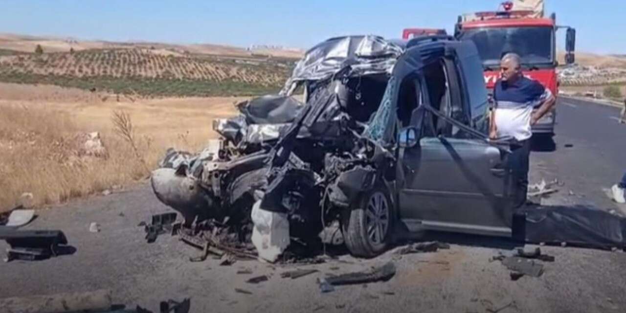 Bozova yolunda feci kaza: 4 kişi yaşamını yitirdi