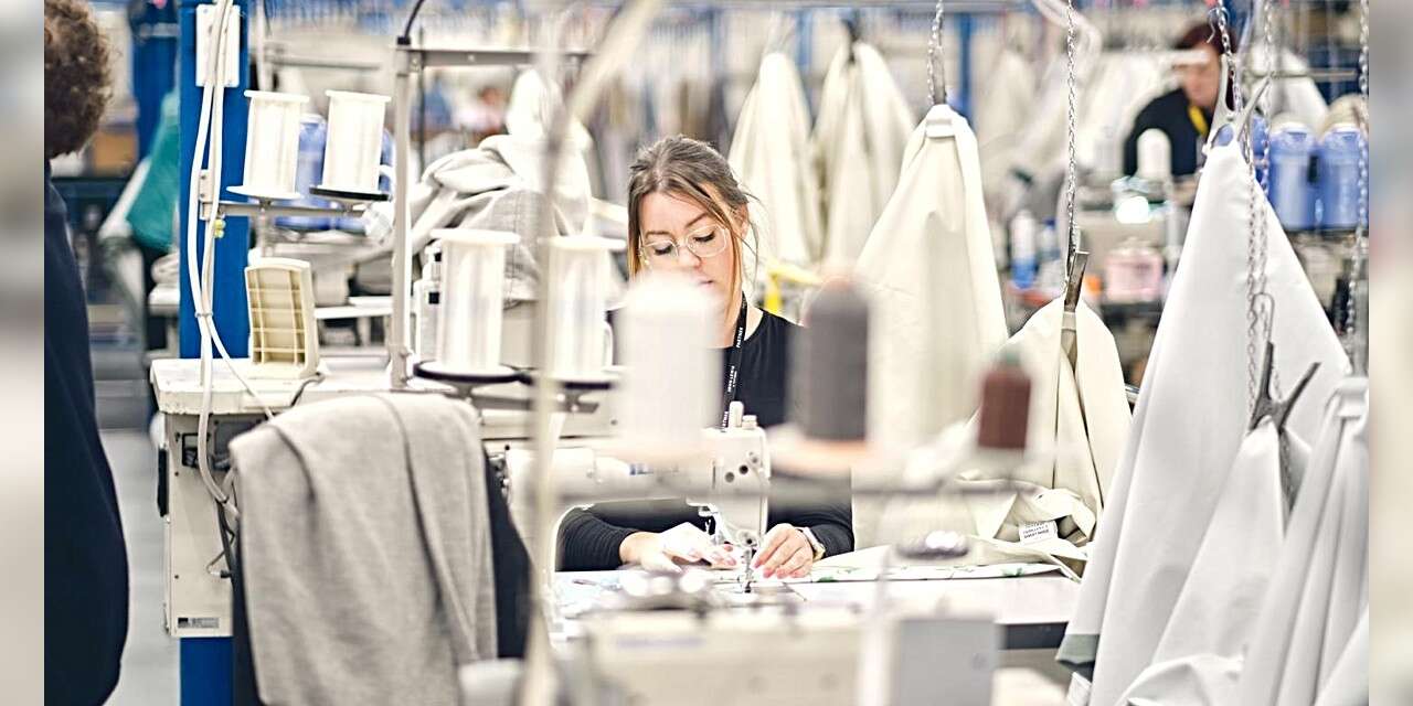 73 yıllık tekstil devi kapılarını kapattı