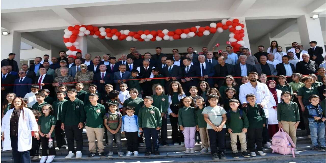 Akçalı Köyü’ne 16 derslikli yeni okul açıldı