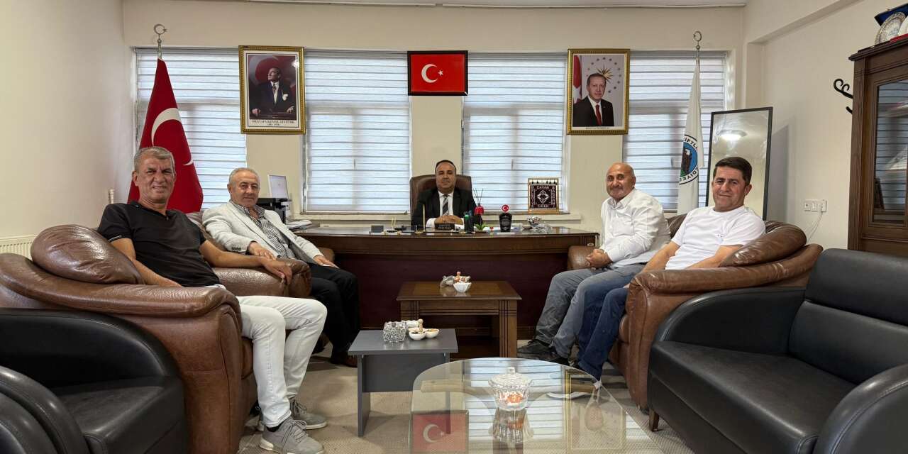 Başkan Çiçek, Pınar ve beraberindeki heyeti ağırladı