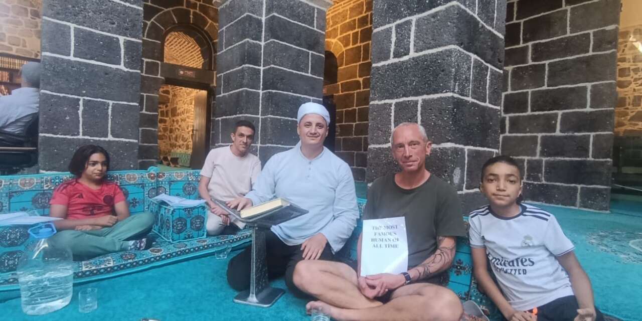 Fransız Turist Diyarbakır’a hayran kaldı