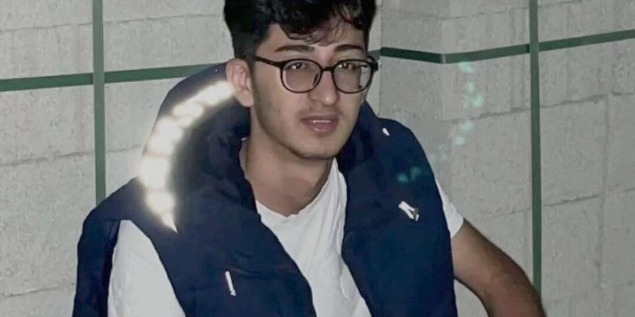 Hakkarili 17 yaşındaki genç evinde ölü bulundu