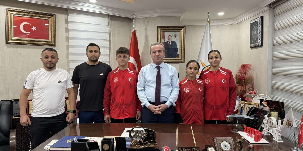 Başkan Kaya Milli Güreşçileri ağırladı