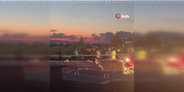 İnşaat çalışması sırasında 2 kişi toprak altında kaldı