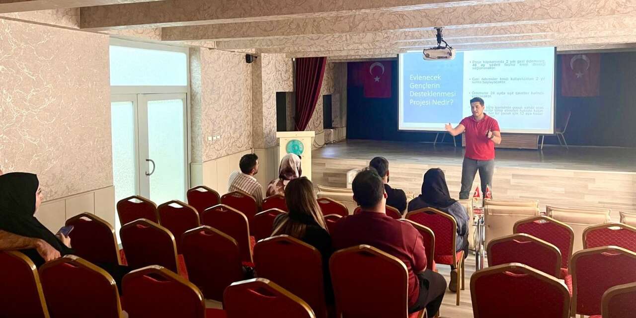Şemdinli’de Gençlere evlilik öncesi eğitim verildi