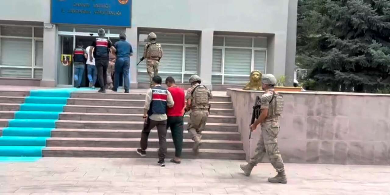 28 ilde DEAŞ operasyonu: 83 şüpheli yakalandı