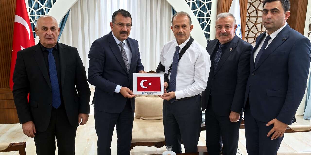 Türk Yerel-Sen Heyetinden Vali Taşyapan’a ziyaret