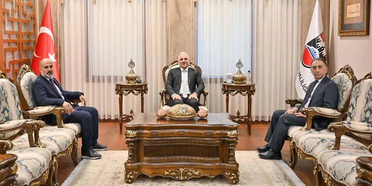 Rektör Gençcelep’ten Diyarbakır Valisi Zorluoğlu’na ziyaret