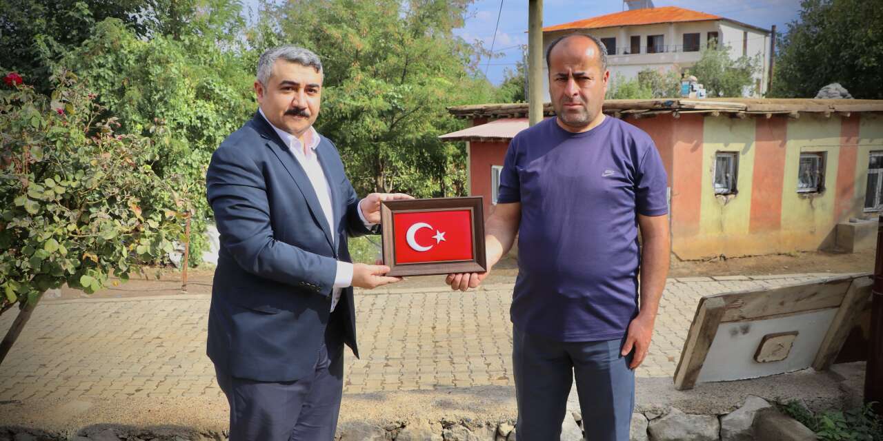 Derecik Kaymakamı Yazıcı’dan eğitim ve şehit ailesine ziyaret