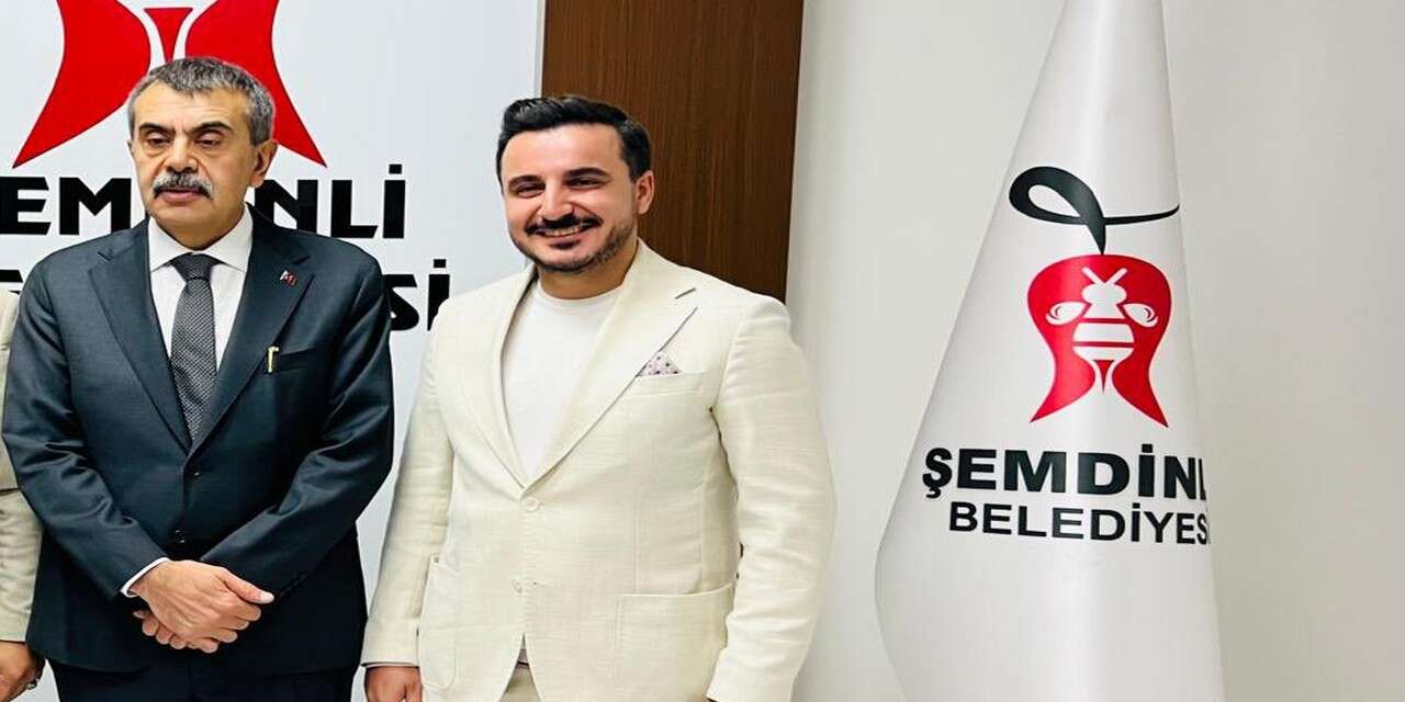 İş İnsanı Adnan Övenç’ten Bakan Yusuf Tekin’e Şemdinli teşekkürü