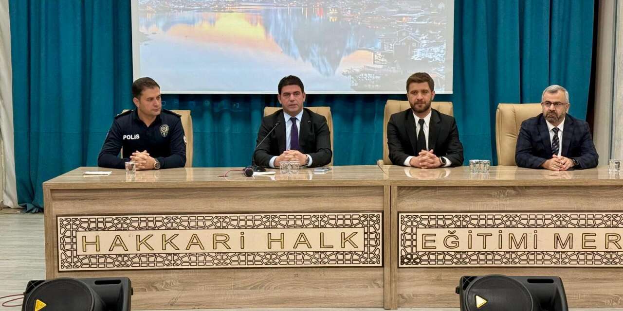 Hakkâri’de güvenli okul için 619 personel eğitildi