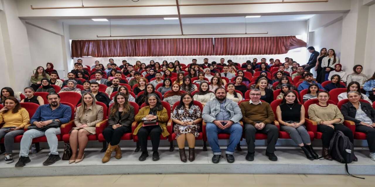 Hakkari Üniversitesi’nde DAAD Bursları tanıtıldı